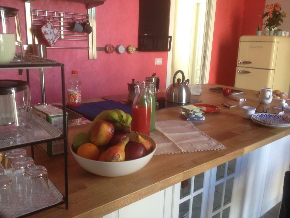Beb Binario39 Bed and Breakfast Napels Buitenkant foto