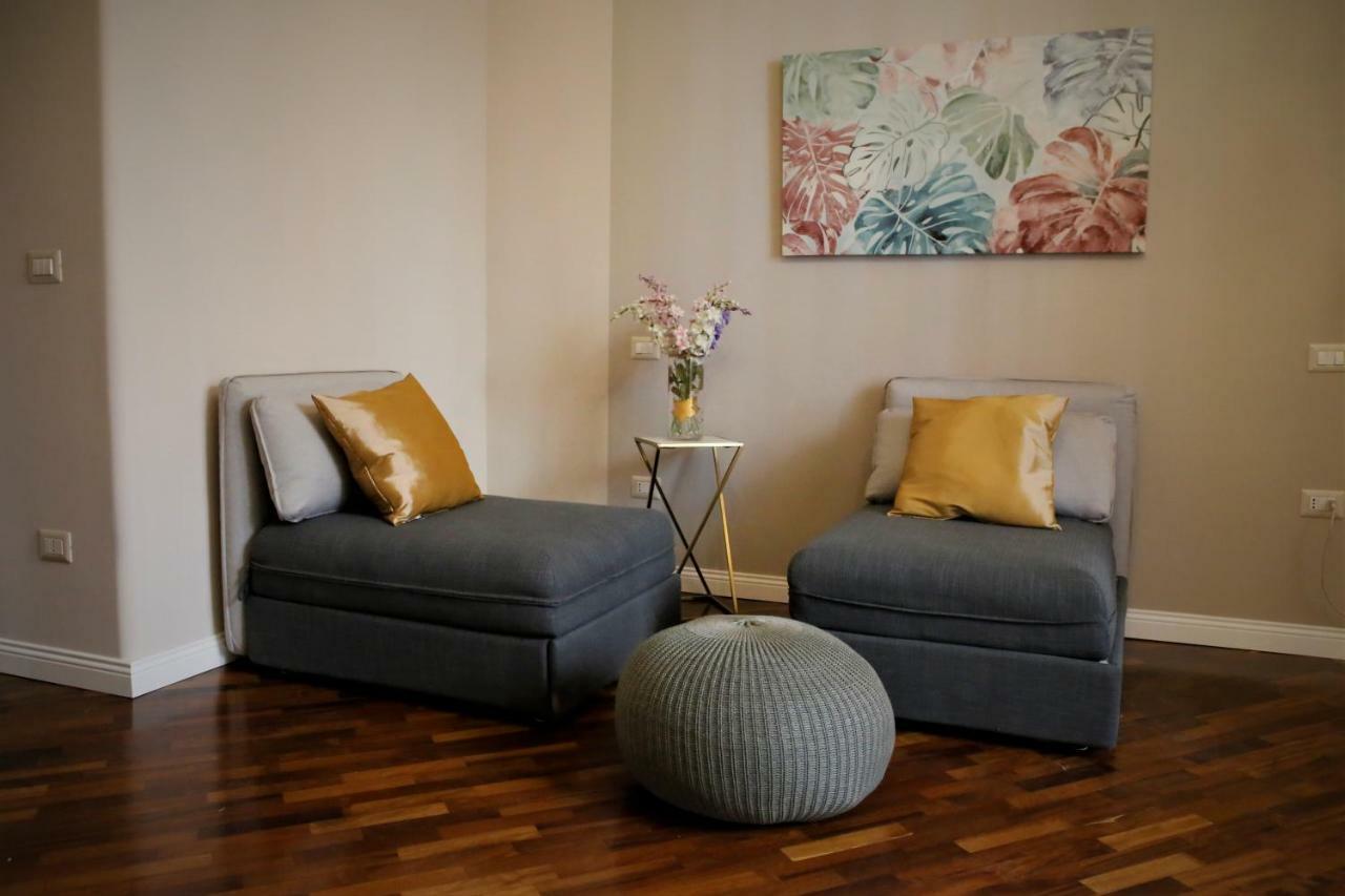 Beb Binario39 Bed and Breakfast Napels Buitenkant foto