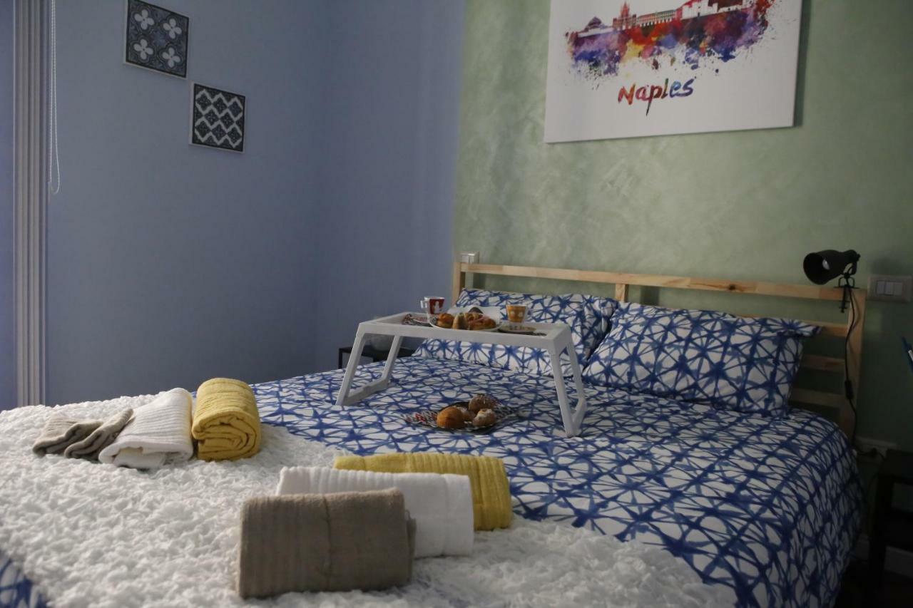Beb Binario39 Bed and Breakfast Napels Buitenkant foto